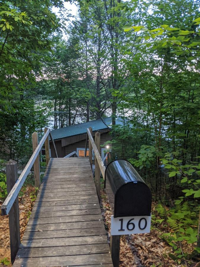Panoramic Water Views , Cozy House In Henniker ,Nh Villa Kültér fotó